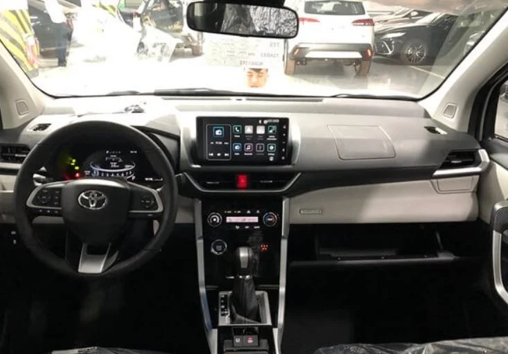 Đánh giá màn hình zin theo xe của Toyota Veloz