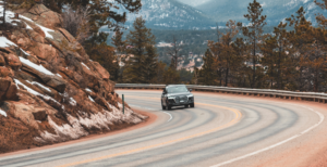 kinh nghiệm lái xe ô tô đường đèo