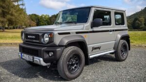 camera hành trình gương chiếu hậu Suzuki Jimny